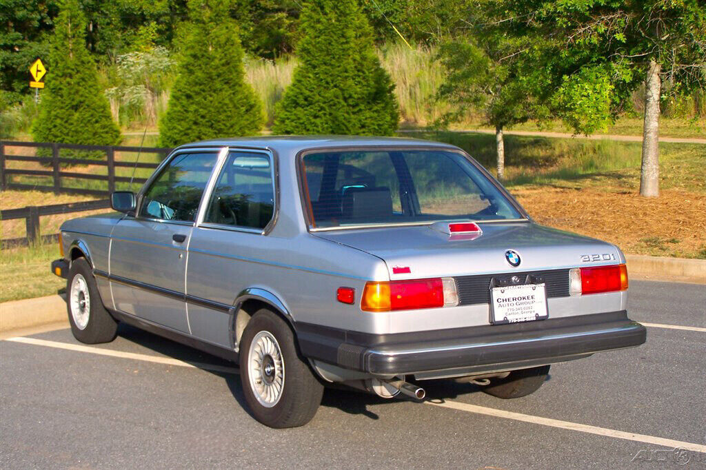 BMW-3-Series-1983-Coupe-1