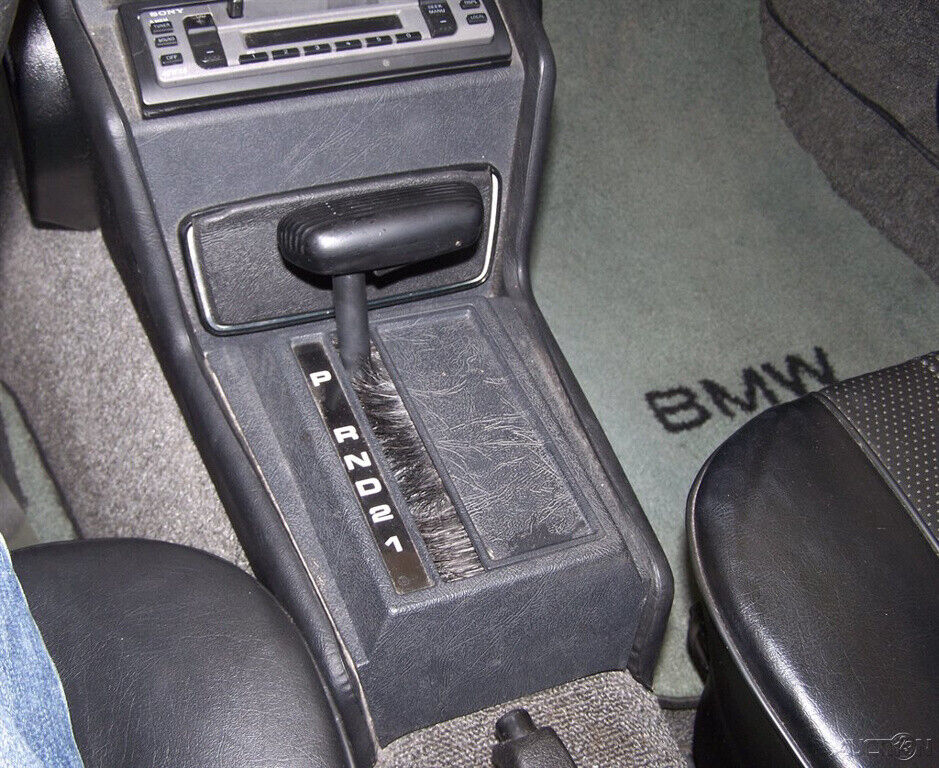 BMW-3-Series-1983-Coupe-12