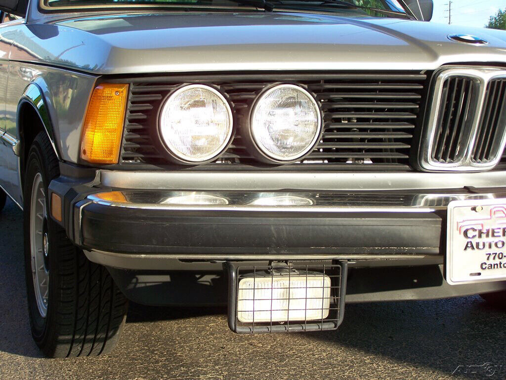 BMW-3-Series-1983-Coupe-23