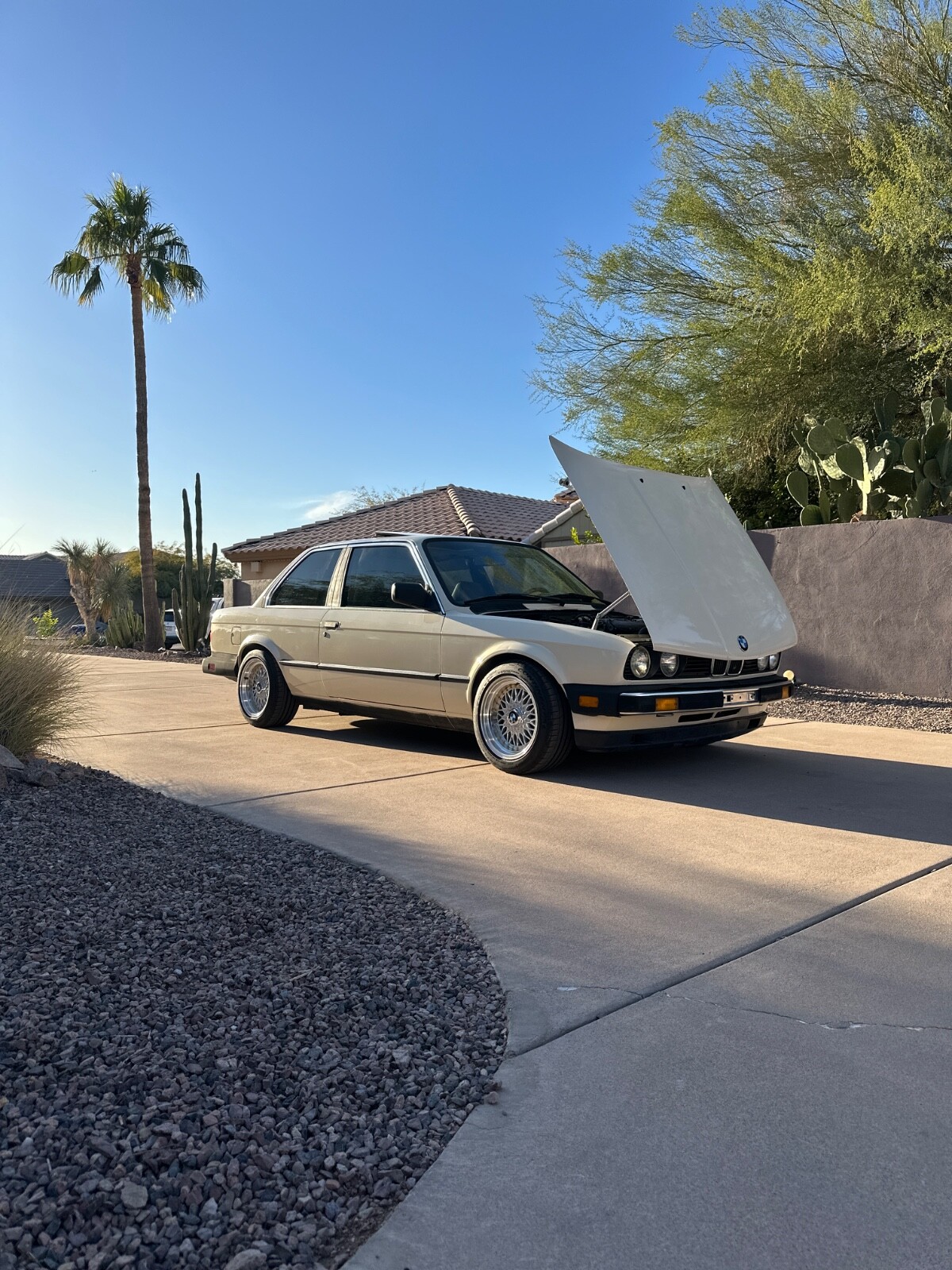 BMW-3-Series-1985-Coupe-1