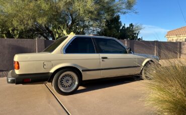 BMW-3-Series-1985-Coupe-11