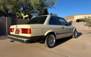 BMW-3-Series-1985-Coupe-12