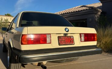 BMW-3-Series-1985-Coupe-14