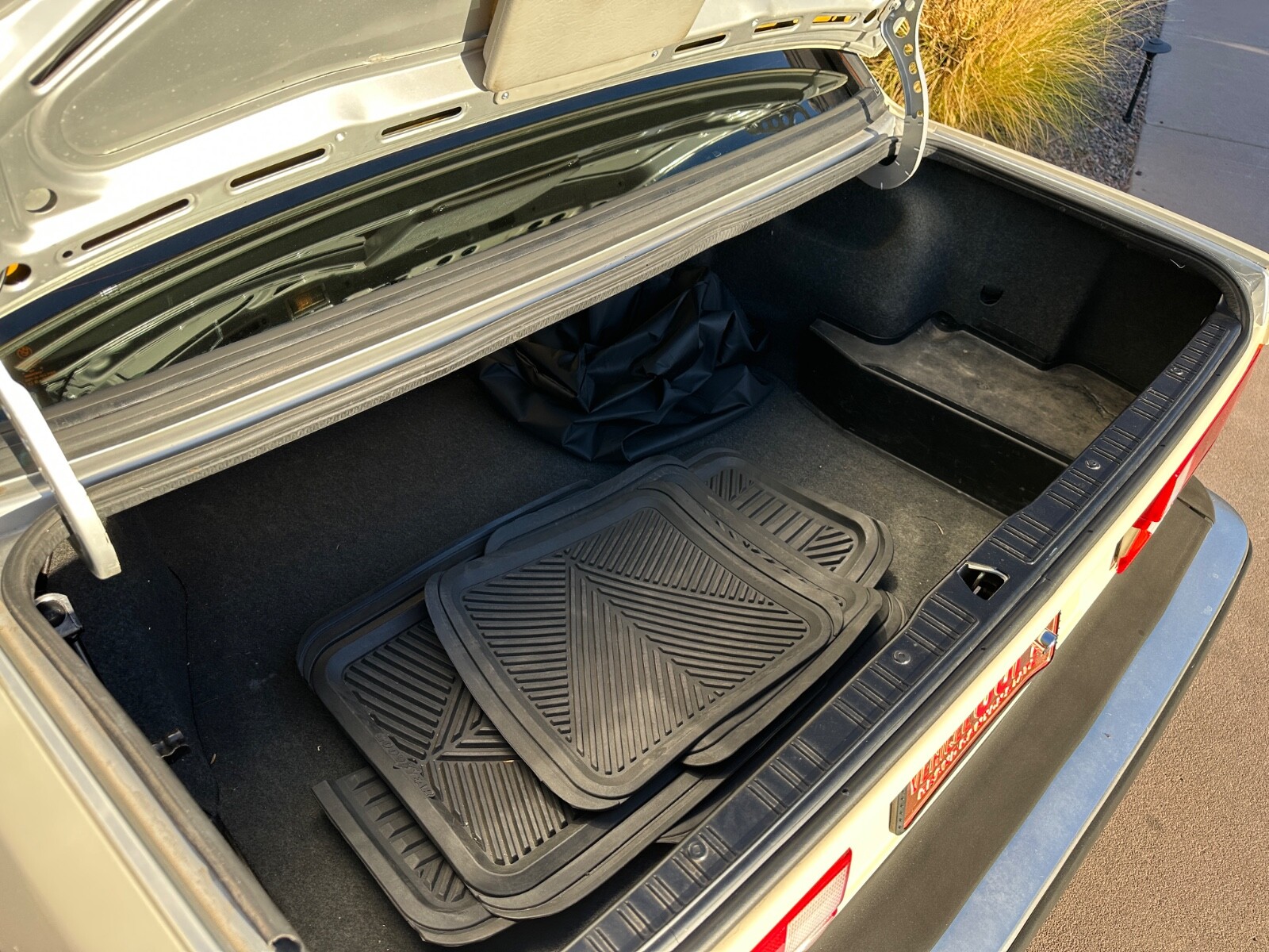 BMW-3-Series-1985-Coupe-36