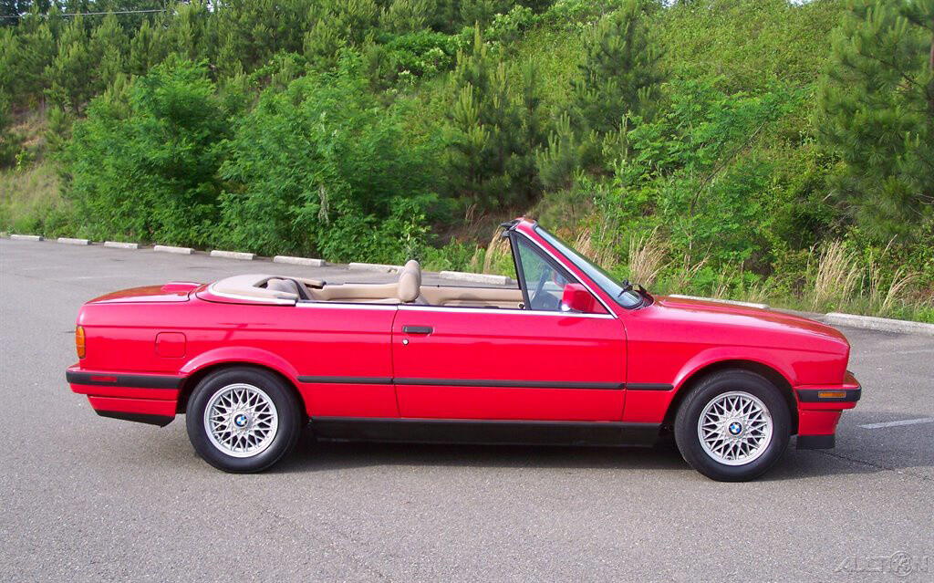 BMW-3-Series-1993-Convertible-4