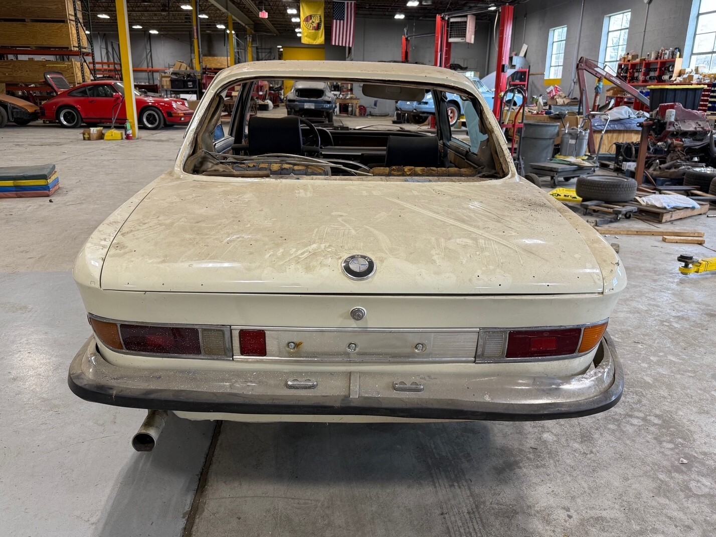 BMW-3.0CS-1972-Coupe-5