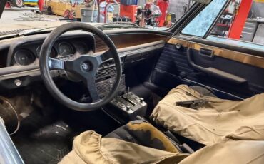 BMW-3.0CS-1972-Coupe-8