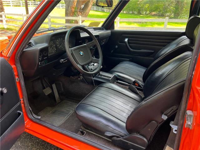 BMW-320i-Coupe-1977-17