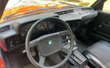 BMW-320i-Coupe-1977-18