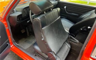 BMW-320i-Coupe-1977-19