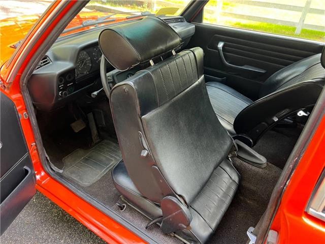 BMW-320i-Coupe-1977-19