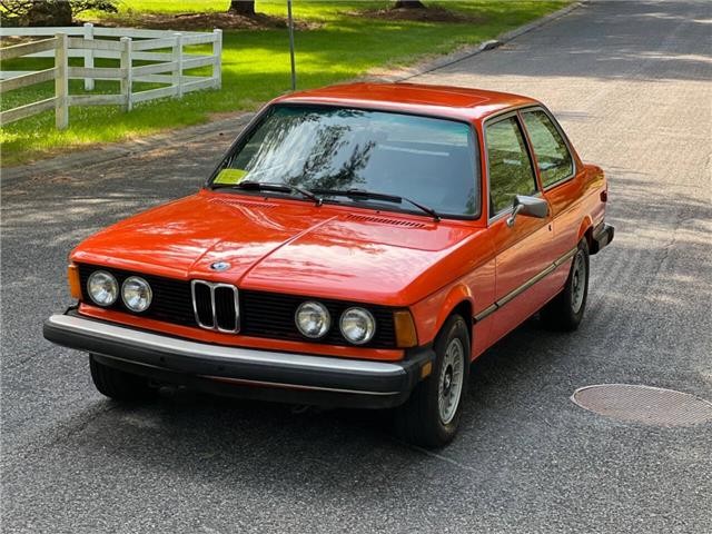 BMW-320i-Coupe-1977-2