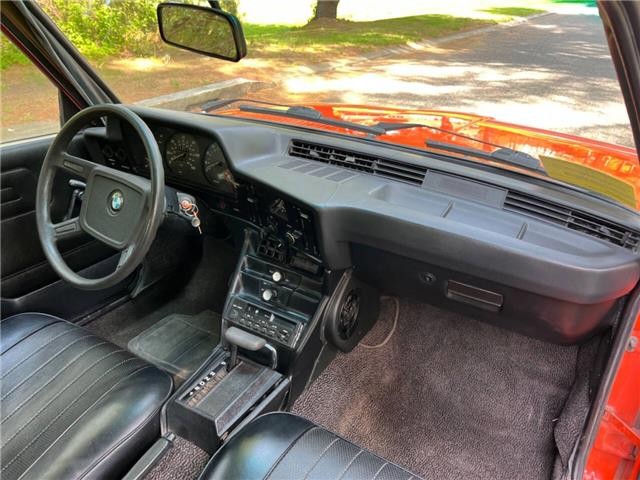 BMW-320i-Coupe-1977-27