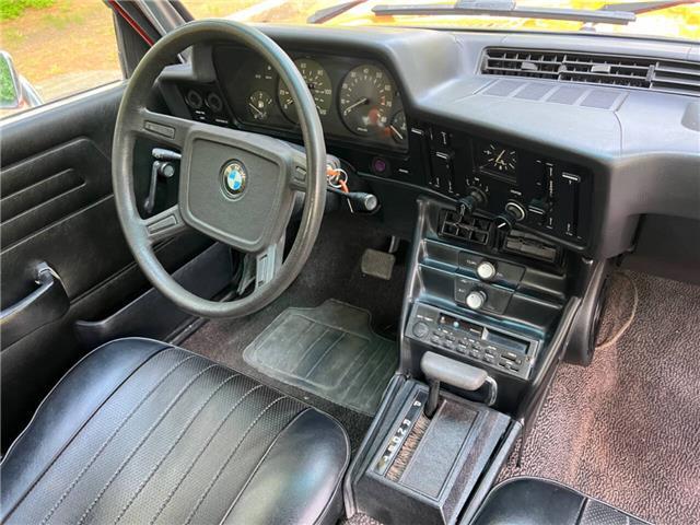 BMW-320i-Coupe-1977-28