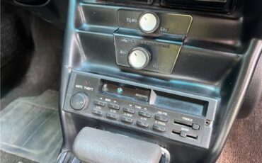 BMW-320i-Coupe-1977-29