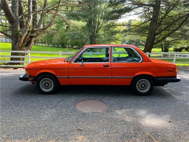 BMW-320i-Coupe-1977-3