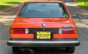 BMW-320i-Coupe-1977-7