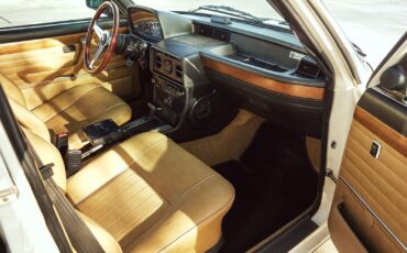 BMW-5-Series-1980-Sedan-14
