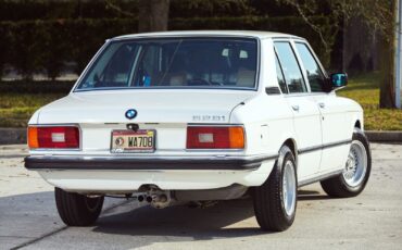BMW-5-Series-1980-Sedan-2