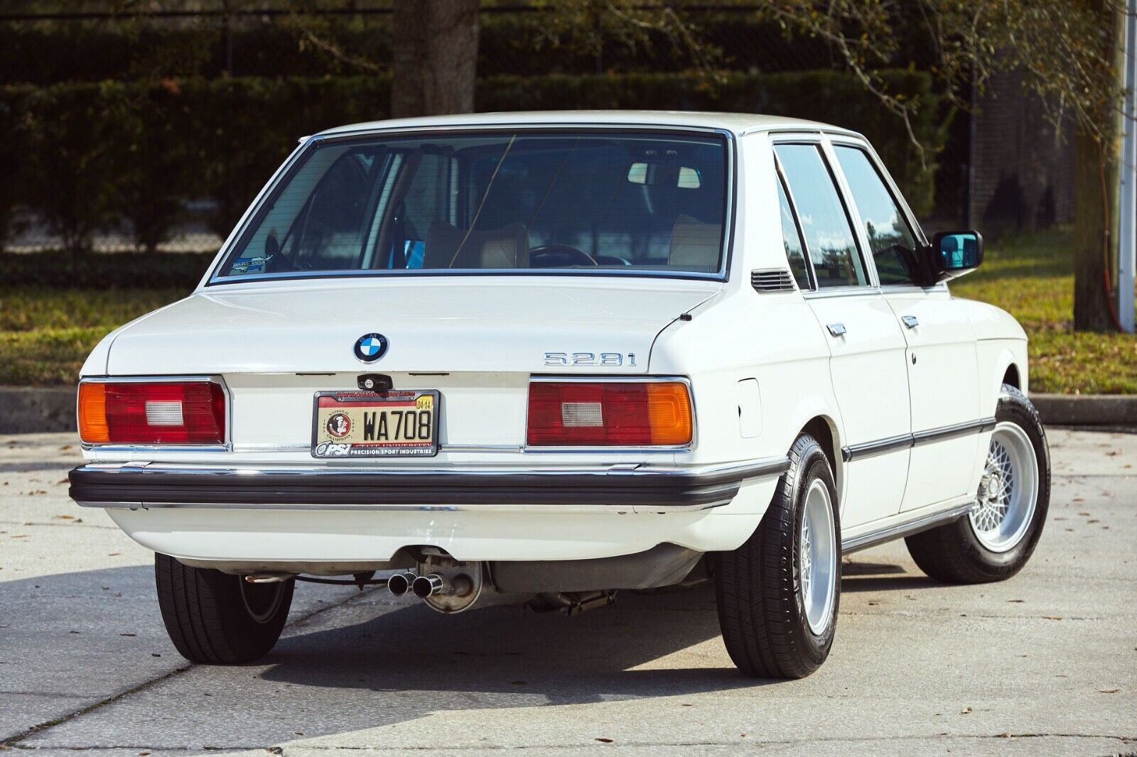 BMW-5-Series-1980-Sedan-2