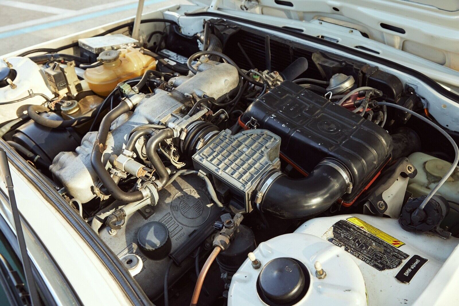 BMW-5-Series-1980-Sedan-25