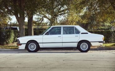 BMW-5-Series-1980-Sedan-5