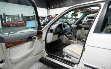 BMW-5-Series-1992-Sedan-1