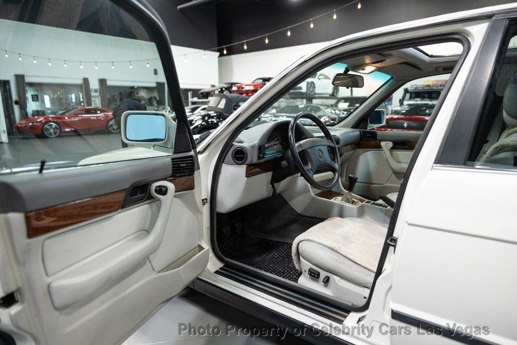 BMW-5-Series-1992-Sedan-1
