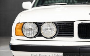 BMW-5-Series-1992-Sedan-11