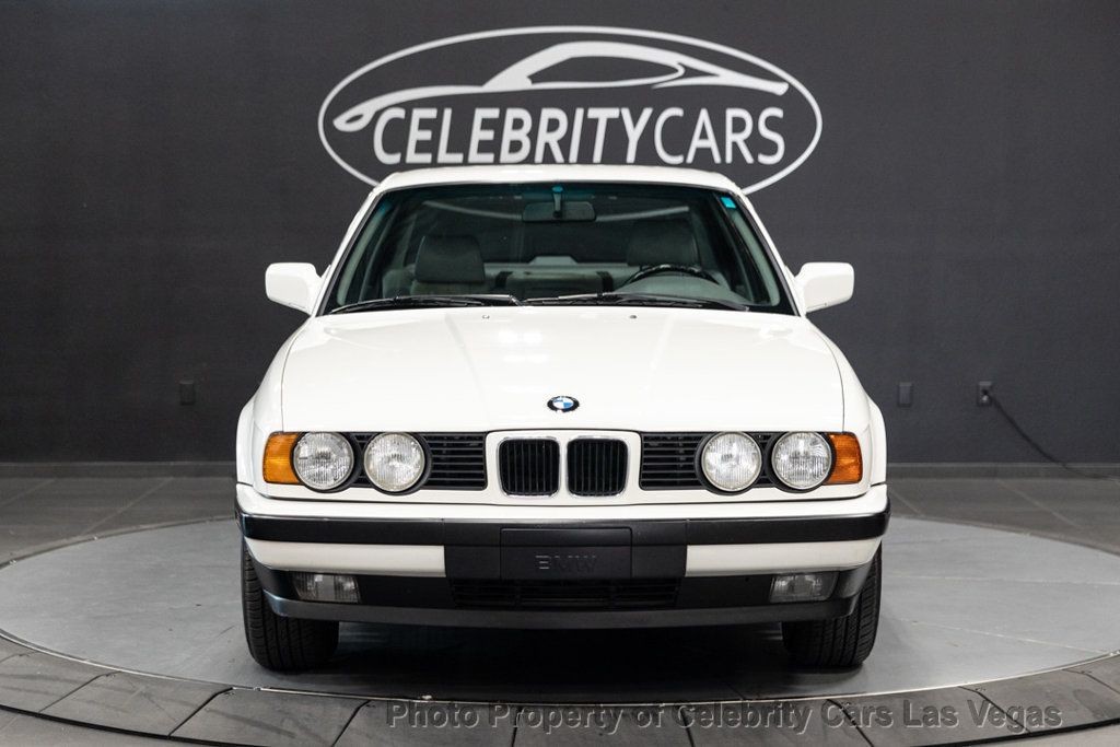 BMW-5-Series-1992-Sedan-6