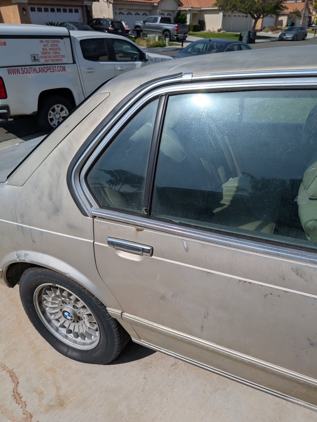 BMW-7-Series-1986-Sedan-13