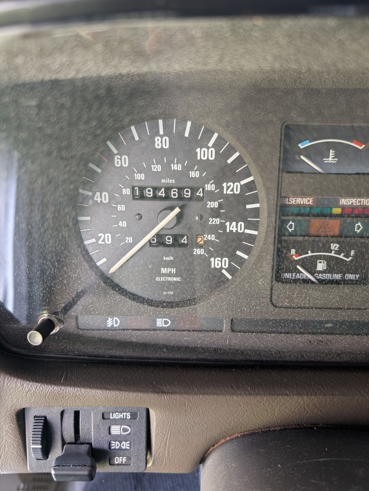 BMW-7-Series-1986-Sedan-2