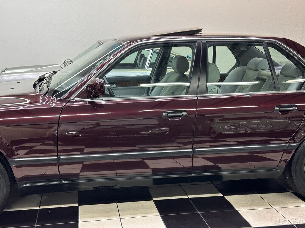 BMW-7-Series-1994-Sedan-11