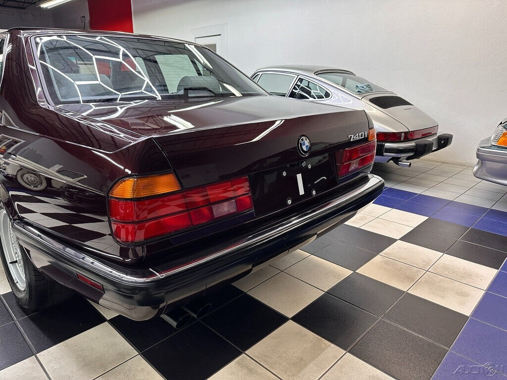 BMW-7-Series-1994-Sedan-17