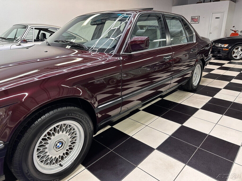 BMW-7-Series-1994-Sedan-8
