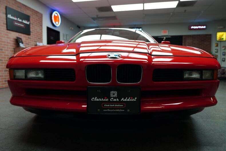 BMW-8-Series-1993-Coupe-35