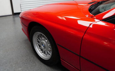 BMW-8-Series-1993-Coupe-38