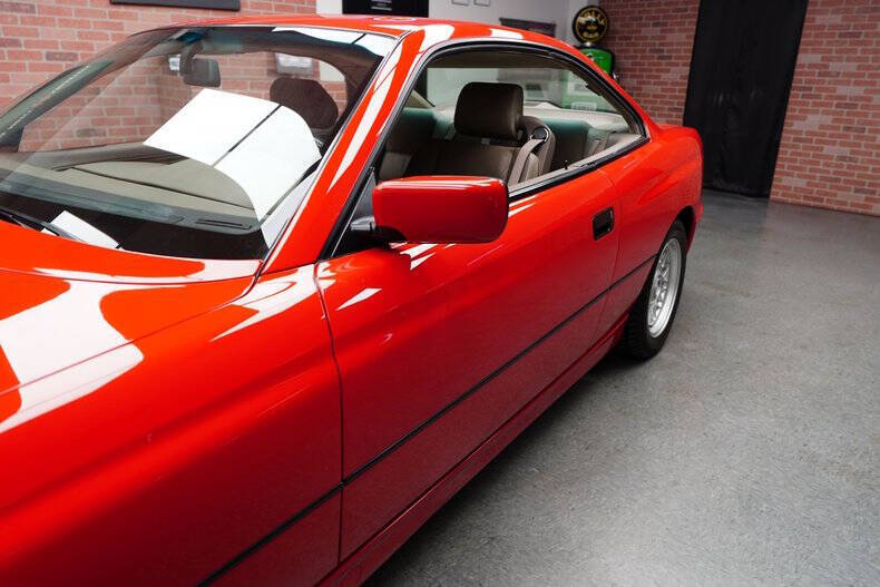 BMW-8-Series-1993-Coupe-39
