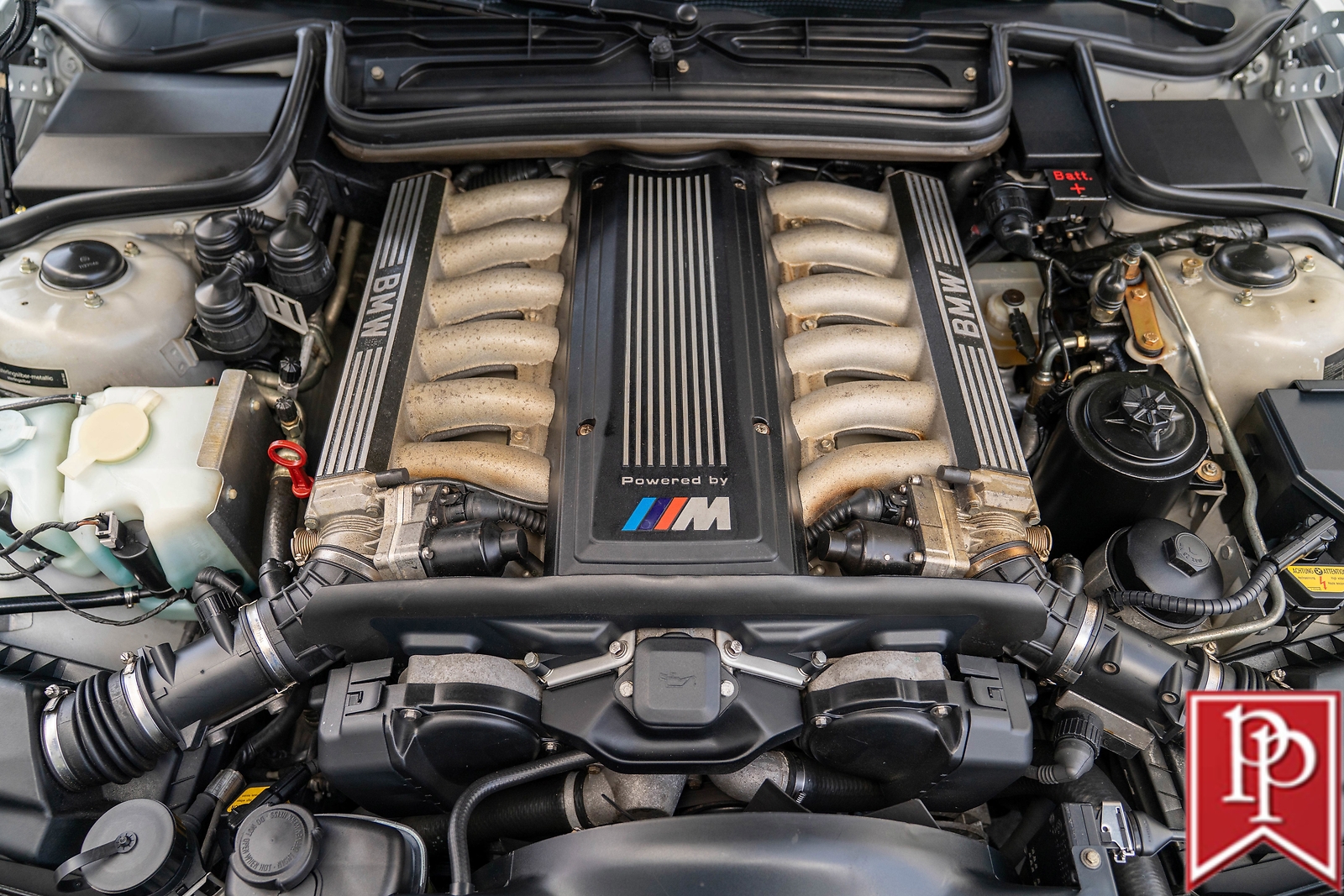 BMW-850-CSi-1994-Coupe-32
