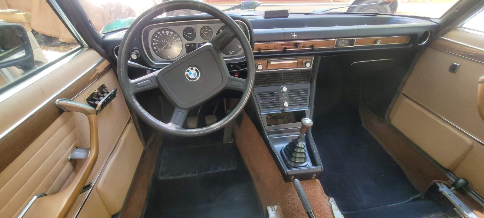 BMW-Bavaria-E3-3.0s-1973-Sedan-9