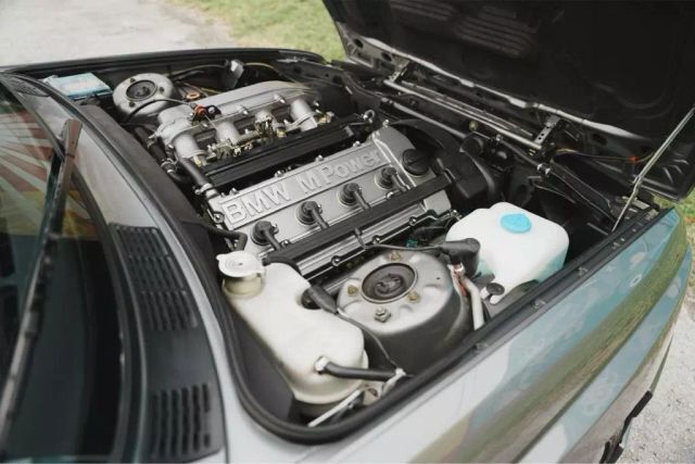 BMW-E30-1989-16