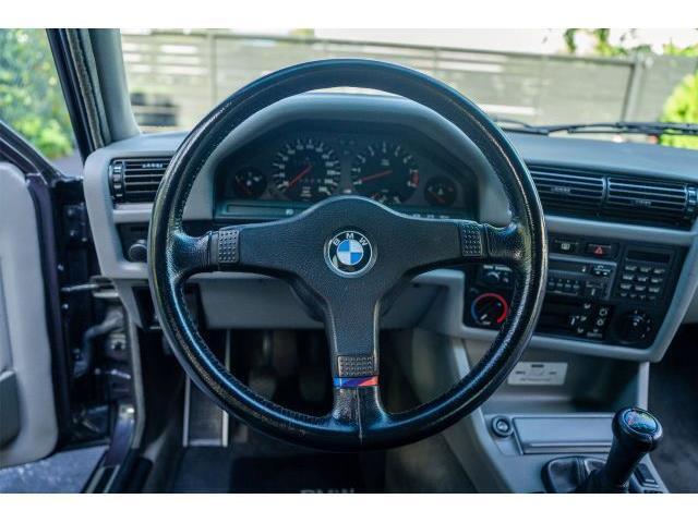 BMW-E30-1989-21