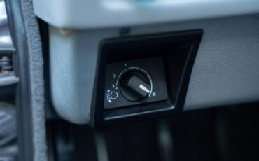 BMW-E30-1989-24