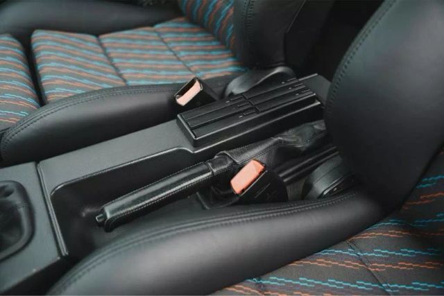 BMW-E30-1989-26