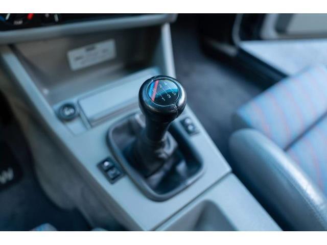 BMW-E30-1989-32