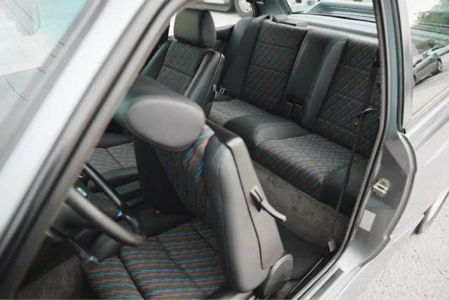 BMW-E30-1989-33