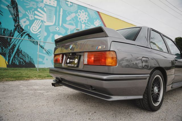 BMW-E30-1989-4