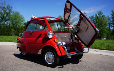 BMW-Isetta-1957-Classic-Car-12