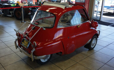BMW-Isetta-1957-Classic-Car-21