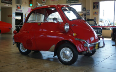 BMW-Isetta-1957-Classic-Car-24